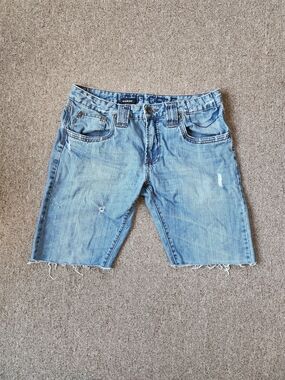 District Light Blue Denim Jeans with Contrast Stitching